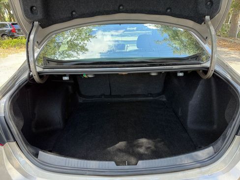 Used 2024 Chevrolet Malibu LT image 24