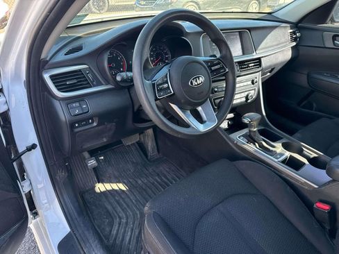 Used 2019 Kia Optima LX image 11
