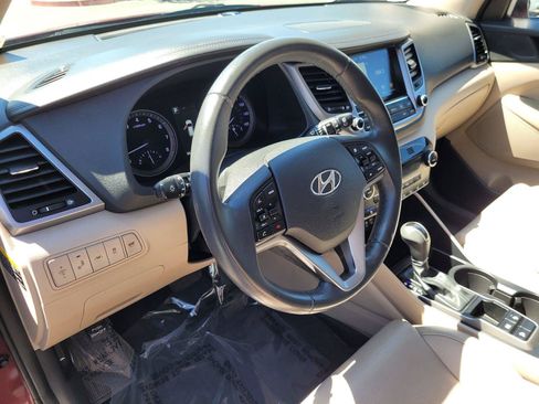 Used 2017 Hyundai Tucson Limited w/ Limited Ultimate Package 03 FWD image 12