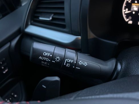 Used 2025 Honda Odyssey Sport-L image 17