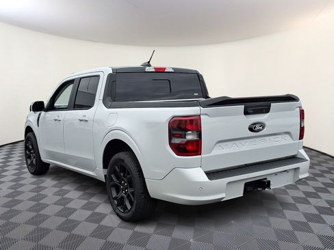 Used 2025 Ford Maverick Lobo AWD/4WD image 5