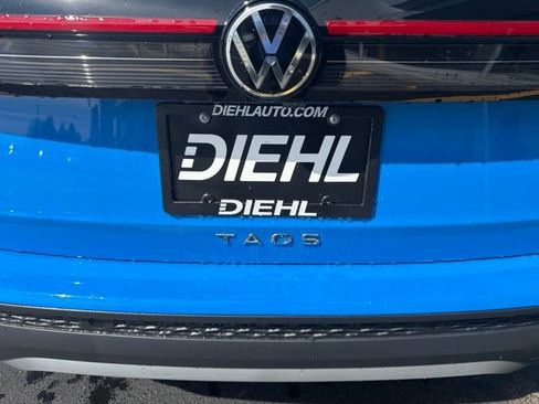 New 2026 Volkswagen Taos SE AWD/4WD image 17