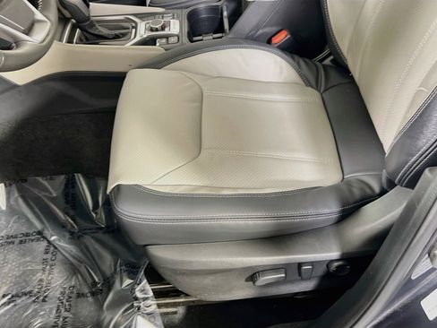 Used 2023 Subaru Forester Limited AWD/4WD image 20