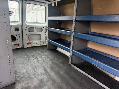Used 2014 Ford E-250 and Econoline 250 w/ Power Group image 18