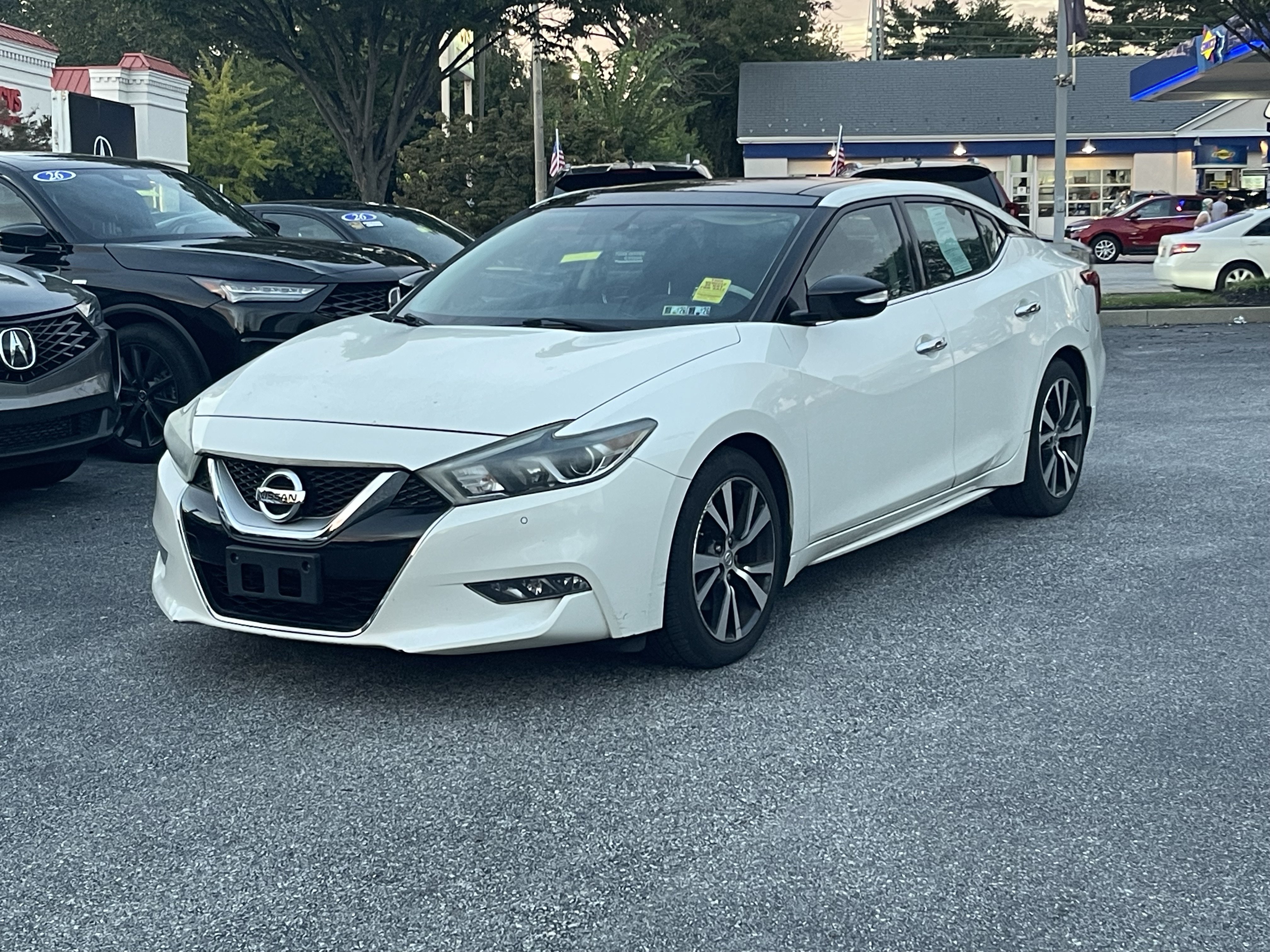 Used 2016 Nissan Maxima 3.5 SL FWD image 2