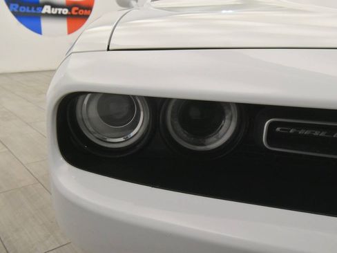 Used 2023 Dodge Challenger GT RWD image 9