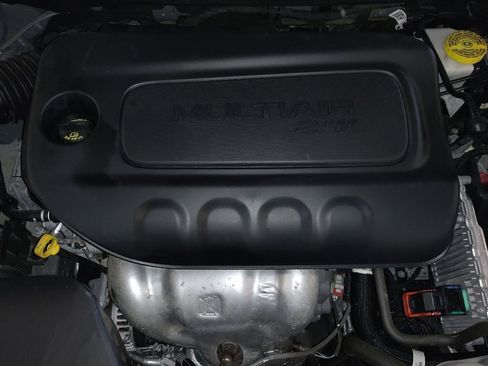 Used 2023 Jeep Cherokee Altitude Lux image 30