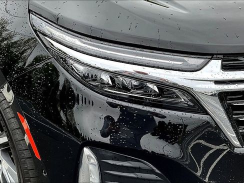 Used 2023 Chevrolet Equinox Premier AWD/4WD image 29