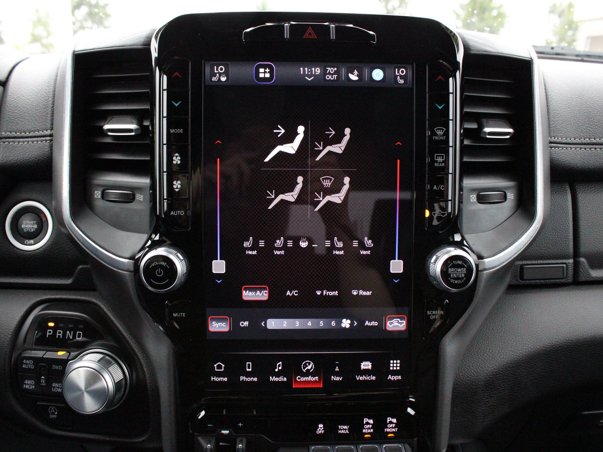 Used 2023 RAM 1500 Laramie AWD/4WD image 29