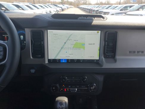 New 2025 Ford Bronco Outer Banks image 46