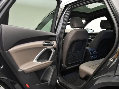 Certified 2025 Audi Q5 Premium w/ Convenience Package image 40