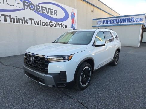 New 2026 Honda Pilot image 1