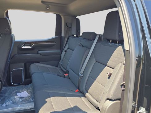 New 2026 GMC Sierra 1500 Elevation image 17