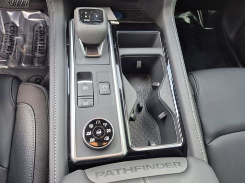 New 2026 Nissan Pathfinder SL AWD/4WD image 29