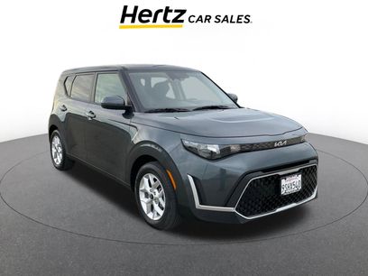 Used 2025 Kia Soul LX w/ LX Technology Package