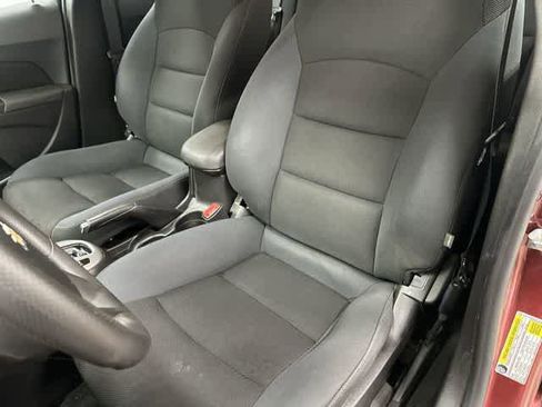 Used 2016 Chevrolet Cruze LT image 10
