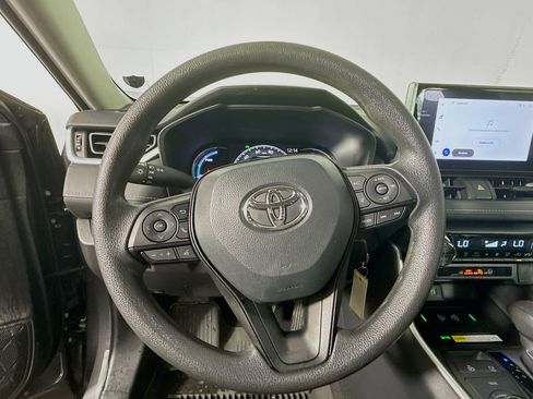 Certified 2025 Toyota RAV4 LE image 12
