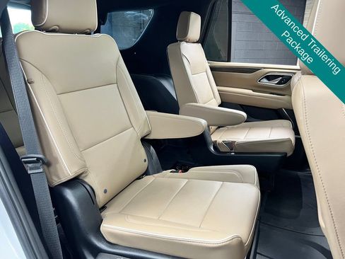 Used 2024 Chevrolet Tahoe Premier AWD/4WD image 8