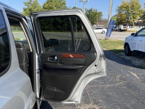 Used 2005 Saab 9-7X Arc image 32