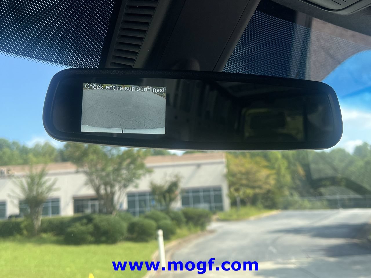 Used 2025 Mercedes-Benz Sprinter 2500 image 6