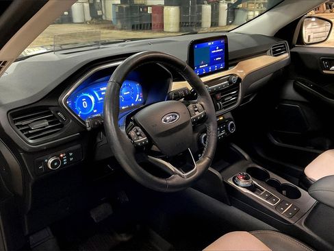 Used 2021 Ford Escape Titanium w/ Titanium Elite Package image 13