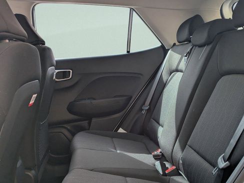 New 2026 Hyundai Venue SE image 15