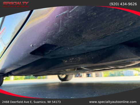 Used 2018 Chrysler Pacifica Limited FWD image 41