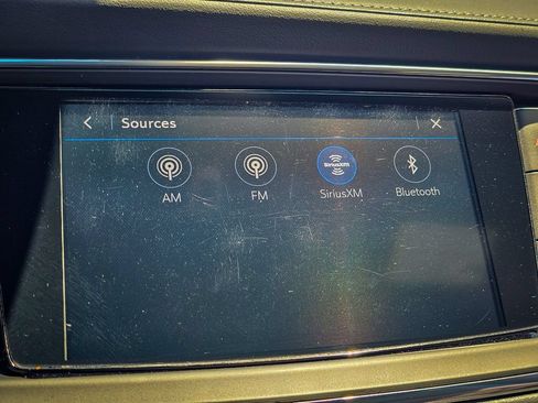 Used 2024 Buick Enclave Essence w/ LPO, Cargo Package AWD/4WD image 21