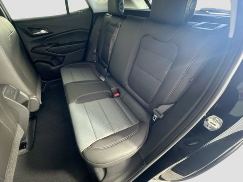 New 2026 Chevrolet Trax LT w/ Midnight Edition FWD image 21