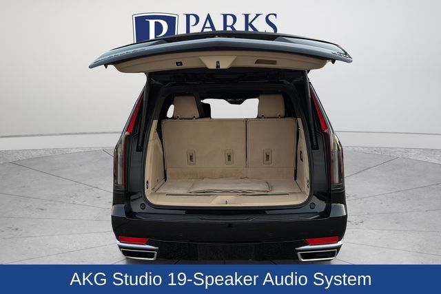 Certified 2021 Cadillac Escalade Premium Luxury w/ Driver Assist Tech Package AWD/4WD image 19