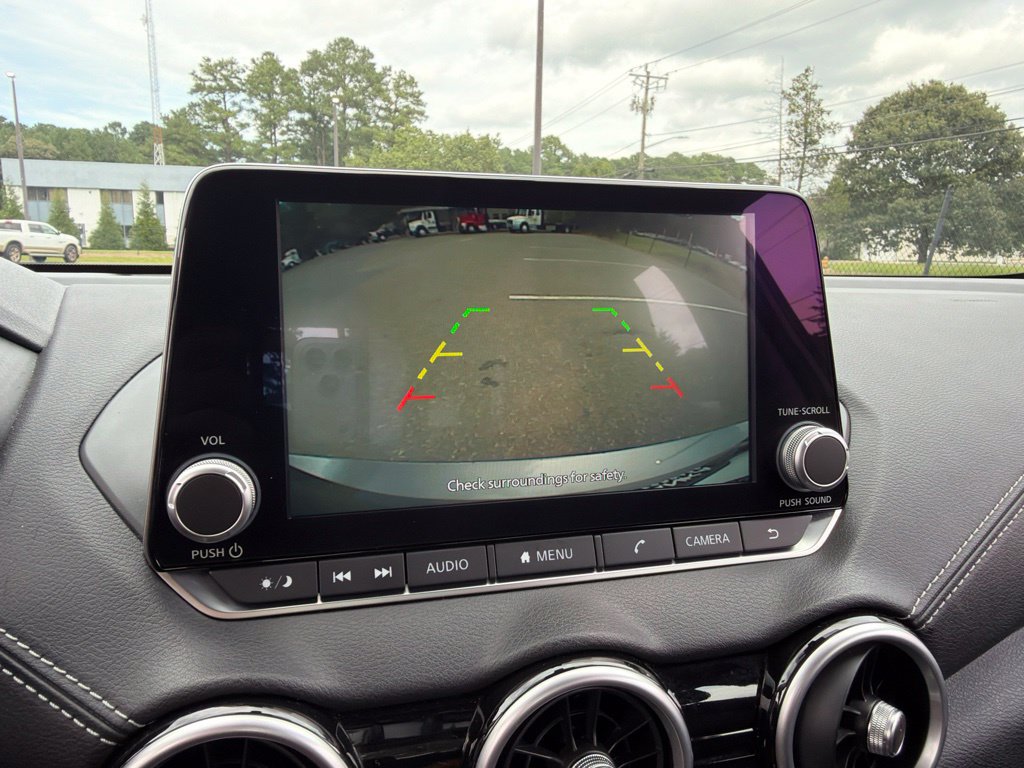 Used 2025 Nissan Sentra SV FWD image 15
