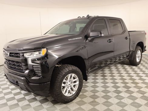 Used 2024 Chevrolet Silverado 1500 RST image 10
