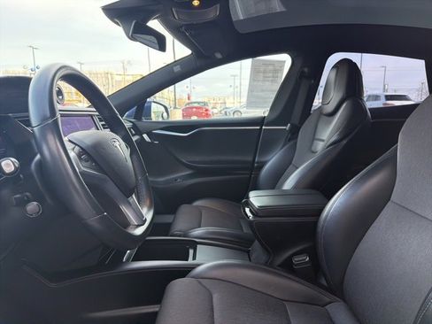 Used 2017 Tesla Model S 75 image 22
