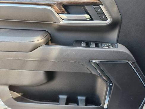 New 2025 Chevrolet Silverado 2500 LT w/ Convenience Package AWD/4WD image 24