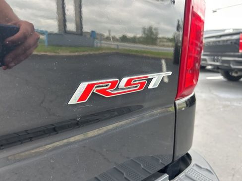 Used 2021 Chevrolet Silverado 1500 RST AWD/4WD image 13