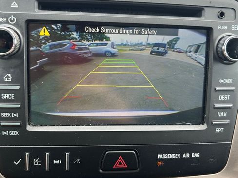 Used 2013 GMC Acadia Denali AWD/4WD image 19