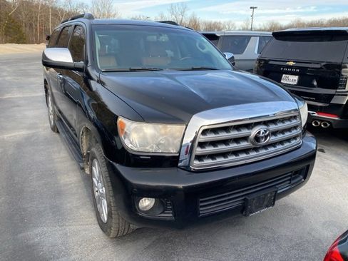 Used 2012 Toyota Sequoia Platinum image 4