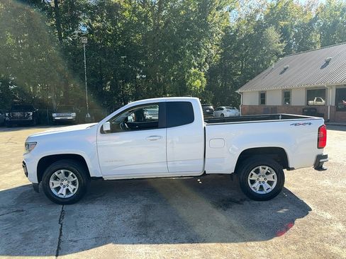 Used 2021 Chevrolet Colorado LT w/ Fleet Safety Package image 8