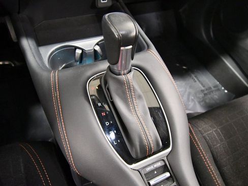 Certified 2023 Honda HR-V Sport image 25