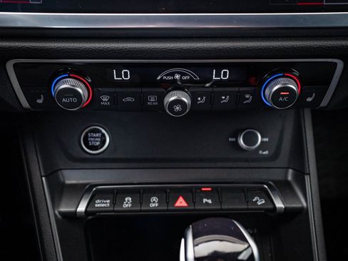 Used 2022 Audi Q3 2.0T Premium Plus image 37