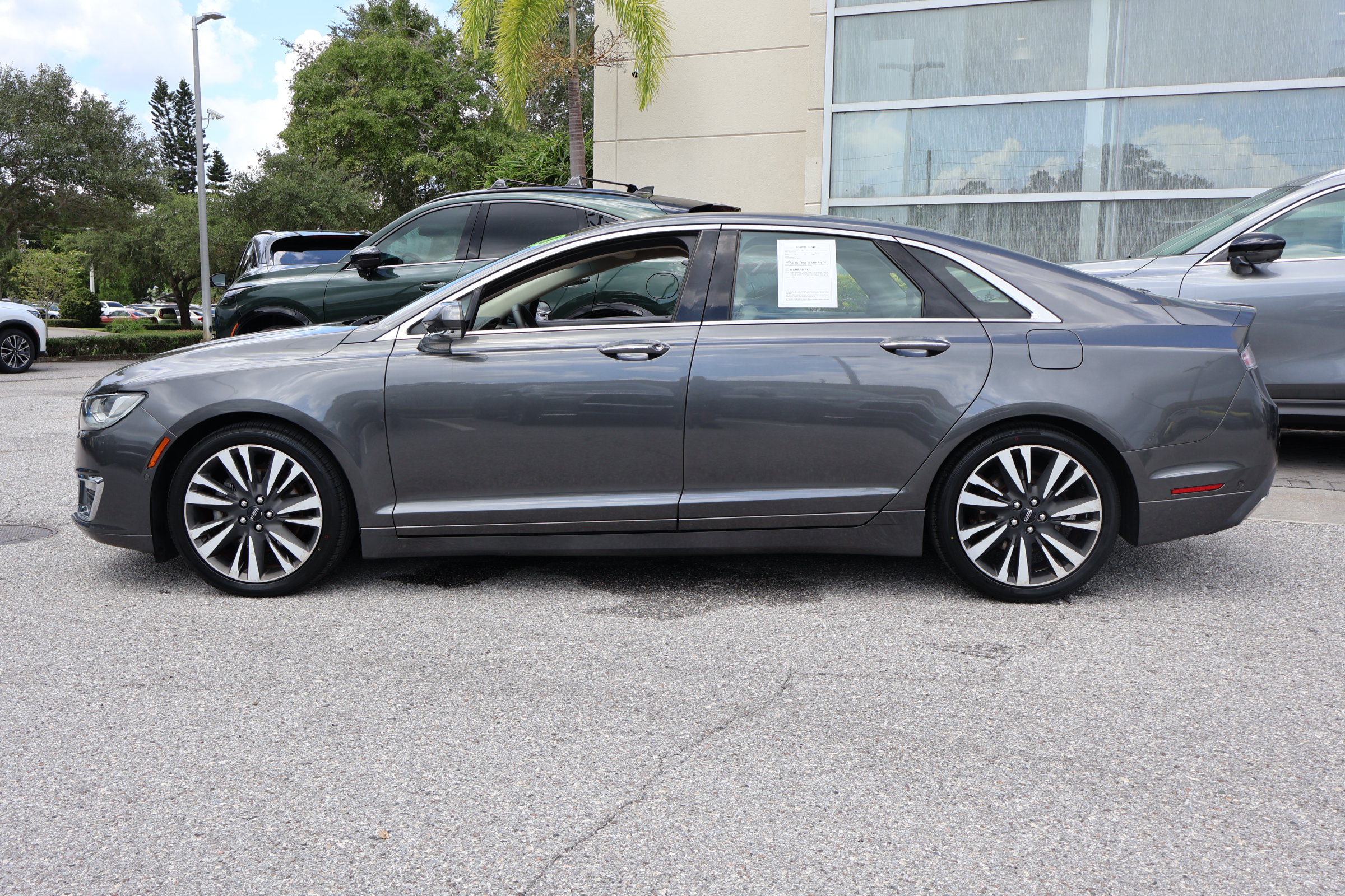 Used 2018 Lincoln MKZ Reserve w/ Technology Package FWD image 6