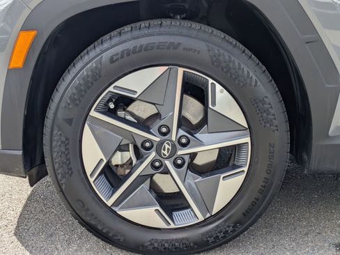 Certified 2025 Hyundai Tucson SEL image 10