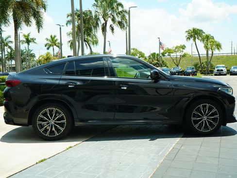 Used 2021 BMW X6 M50i w/ Executive Package AWD/4WD image 13