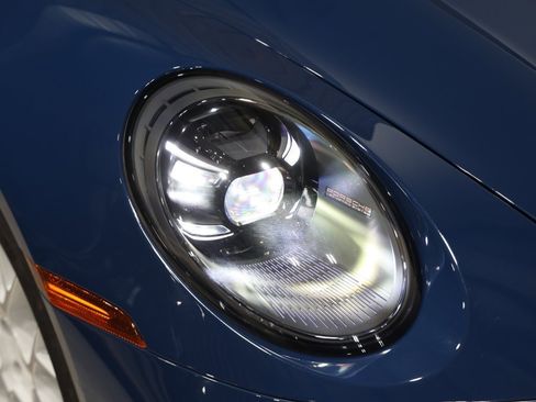 Used 2023 Porsche 911 Carrera GTS w/ Premium Package image 34