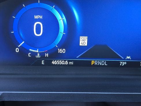 Used 2022 Ford Explorer Platinum w/ Equipment Group 601A AWD/4WD image 26