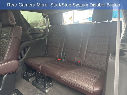 Used 2022 Cadillac Escalade Sport Platinum w/ LPO, ONYX Package image 19