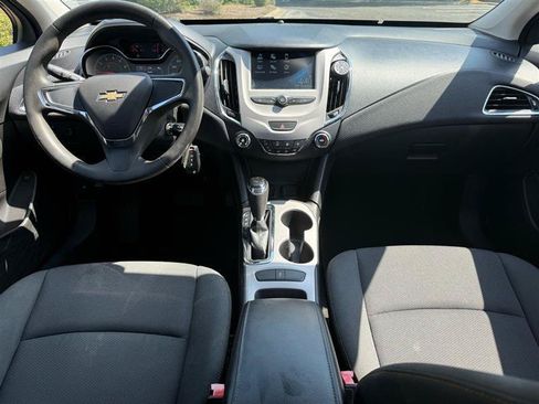 Used 2016 Chevrolet Cruze LS FWD image 15