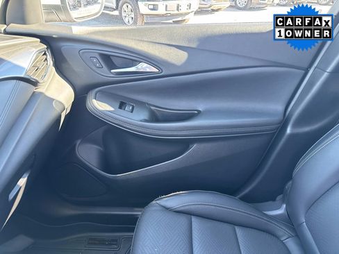 Used 2023 Buick Encore GX Essence w/ Experience Buick Package image 25