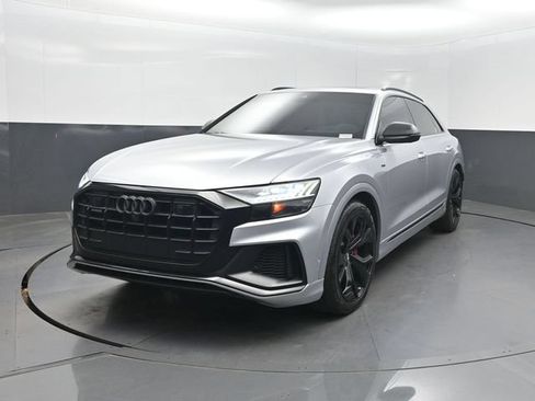 Used 2019 Audi Q8 Prestige AWD/4WD image 1