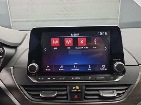 Used 2024 Nissan Altima 2.5 SV image 28